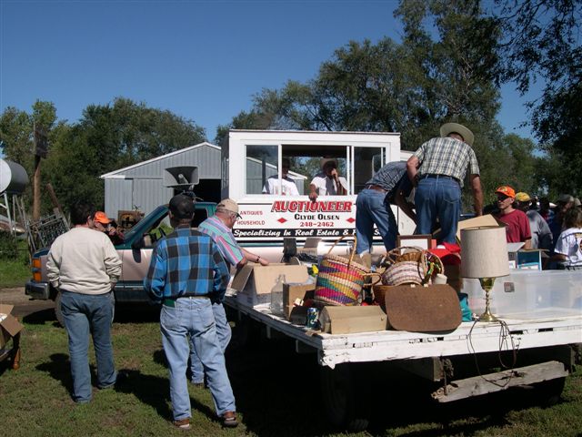 2004-09-25-Scott-Farm-Sale-21.jpg